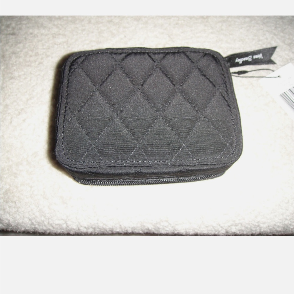 NWT VB Black travel pill case